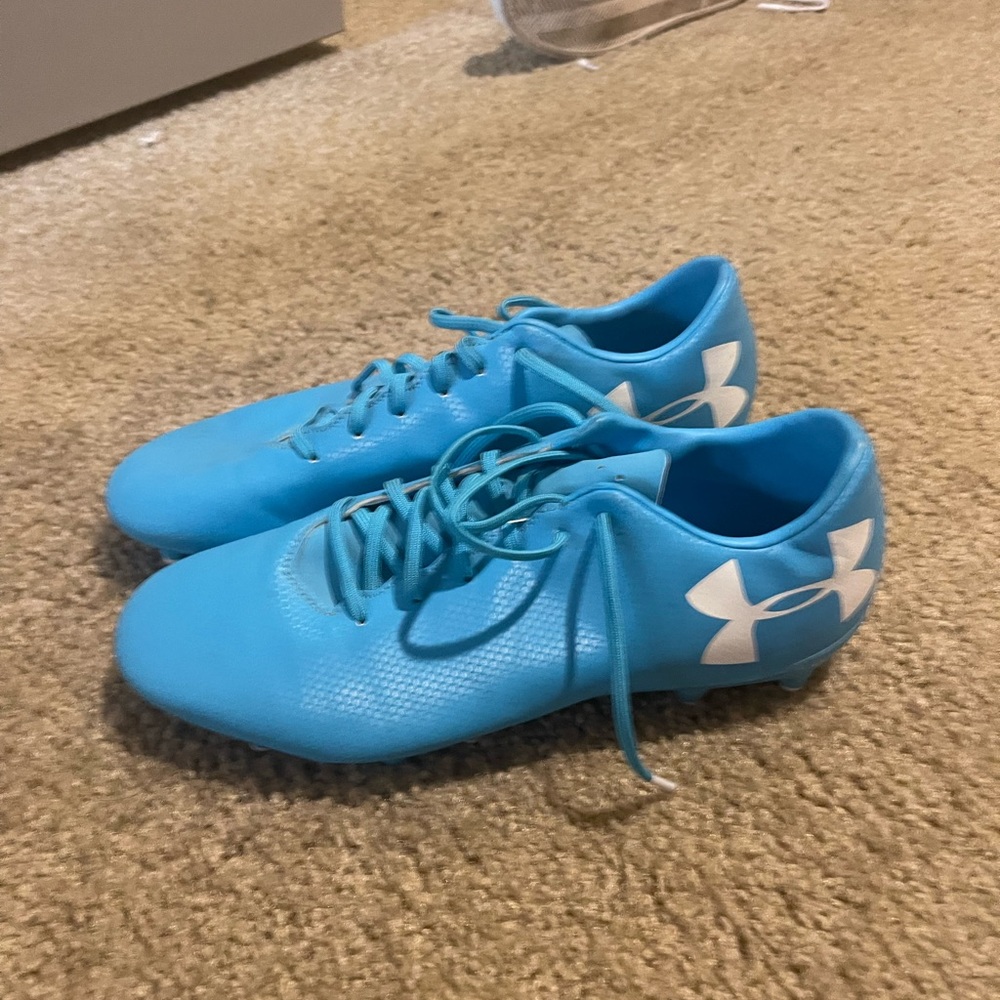Underarmour cleats size 10